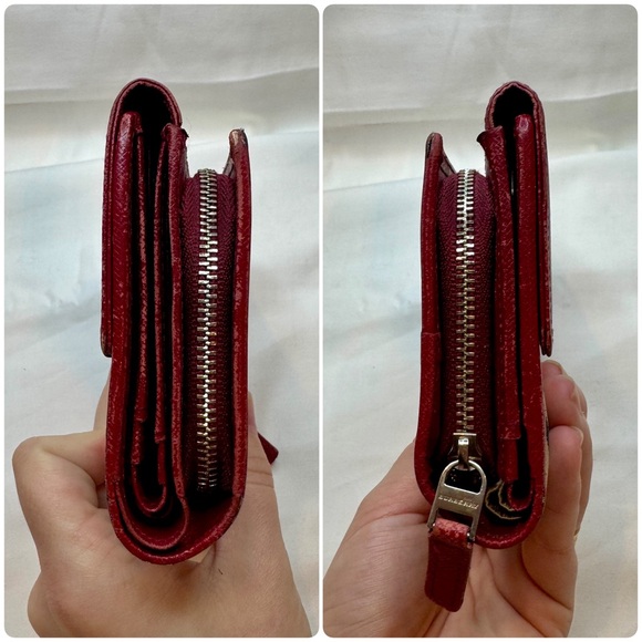 Burberry Red and Nova Check Wallet with COA - Picture 7 of 10